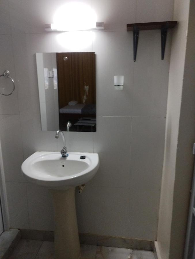Bed and Breakfast Divine Studio Mombasa Zewnętrze zdjęcie