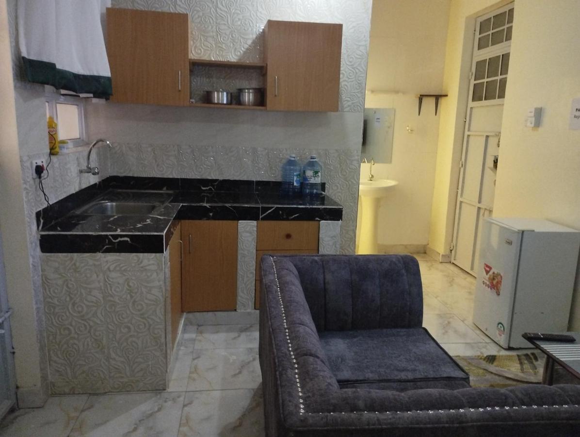 Bed and Breakfast Divine Studio Mombasa Zewnętrze zdjęcie